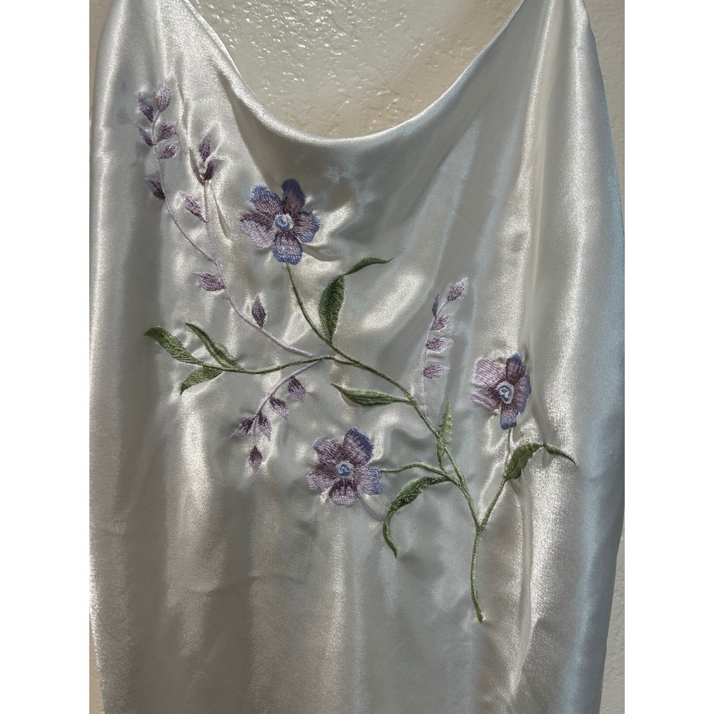 Private Luxuries White Satin Floral Embroidered Chemise Nightgown Cowl Neck M - Picture 3 of 4